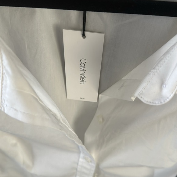 Beautiful crisp white Calvin cotton blouse - never worn and I bought too small. - Picture 4 of 7